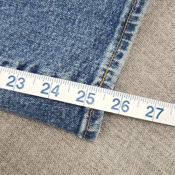 Madewell Distressed Style The Mom Jean Size 31 - Picture 6 of 11